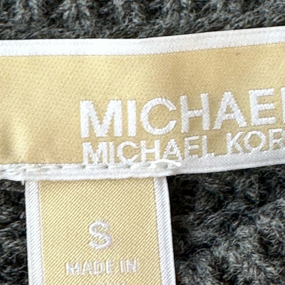 Michael Kors gray chunky knit sweater size S - Picture 4 of 15